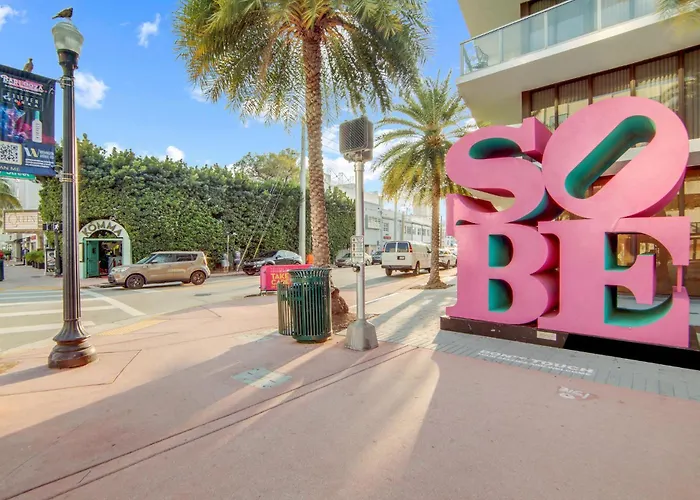 Beachy 1 B/R, W/2 Queen Beds, On Ocean Drive Beach